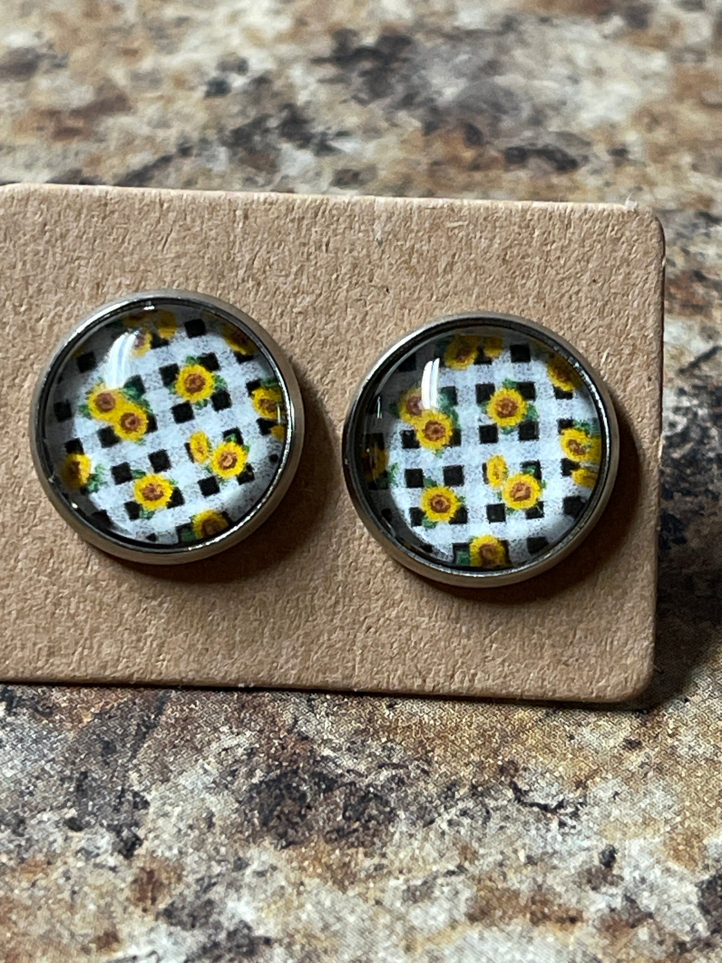 Sunflower stud earrings