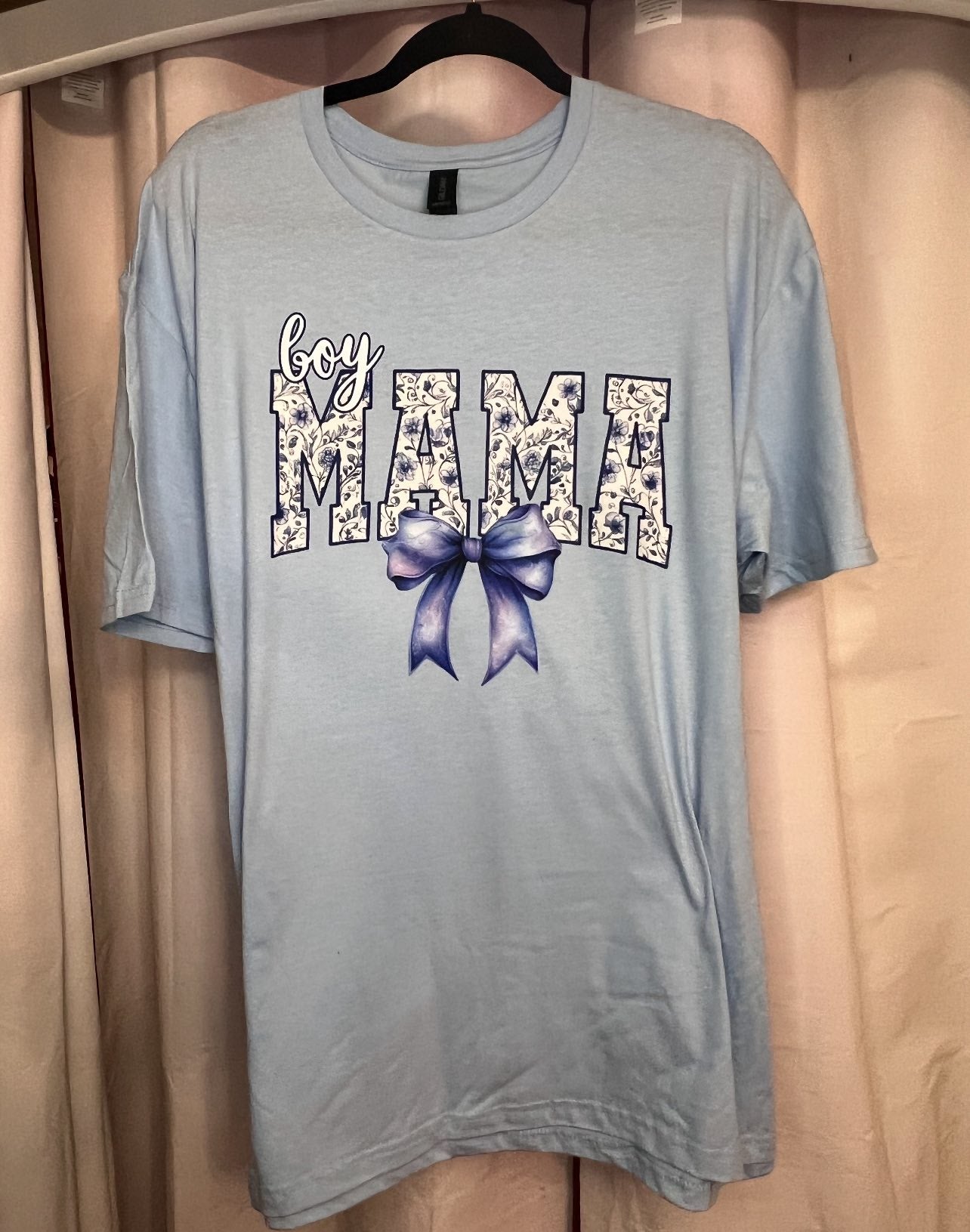 floral boy mama tee