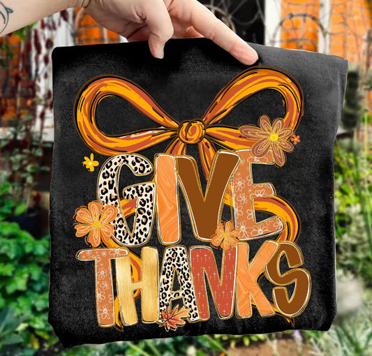 Give Thanks bow tee