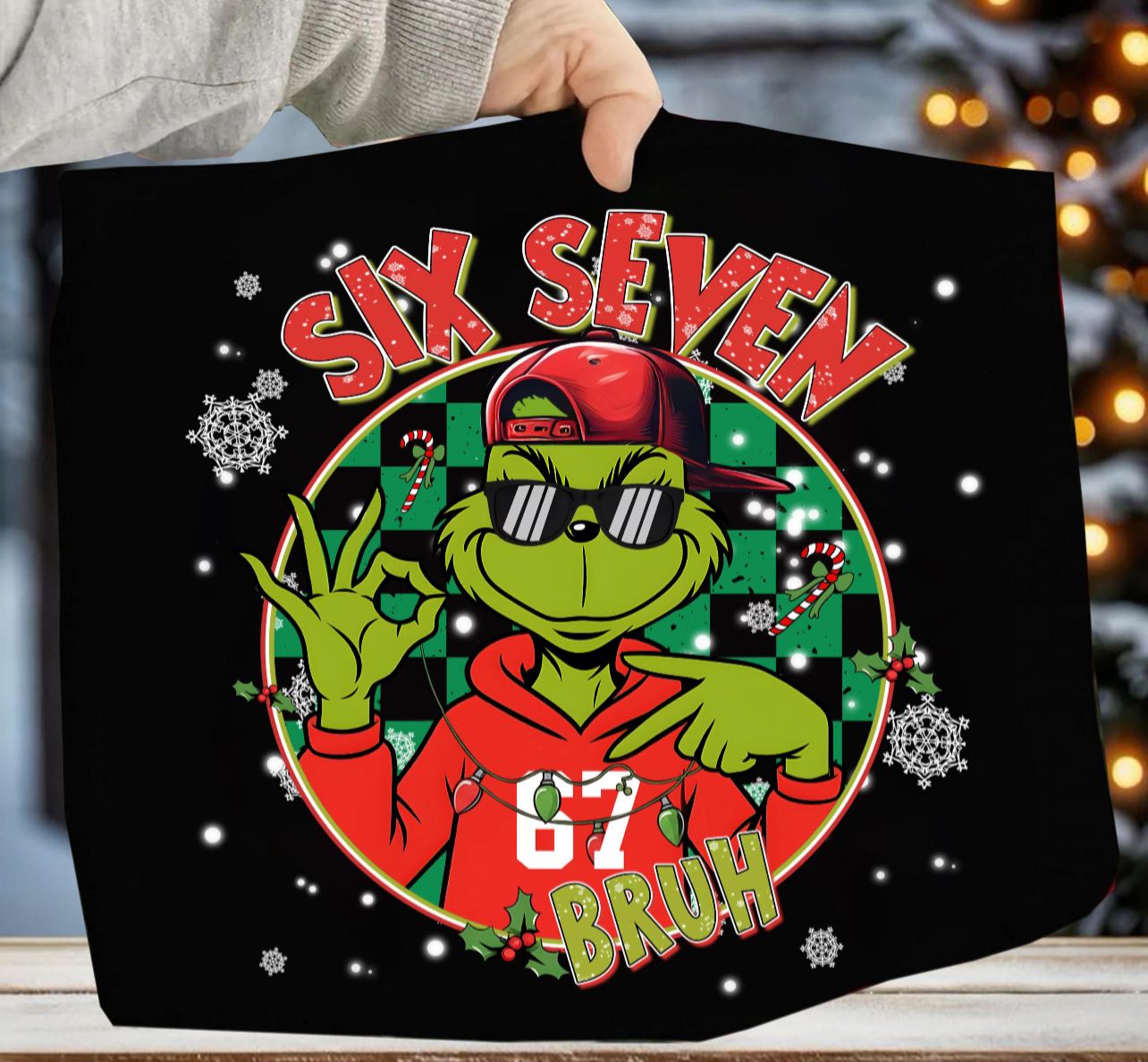 Christmas 6/7 grinch tee