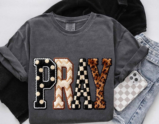 Faux yarn pray tee