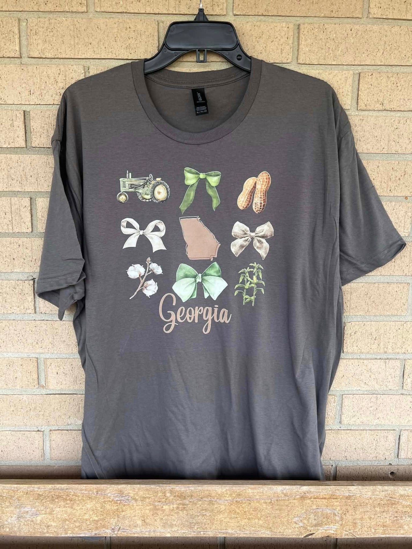 Georgia 9 image with bows tee