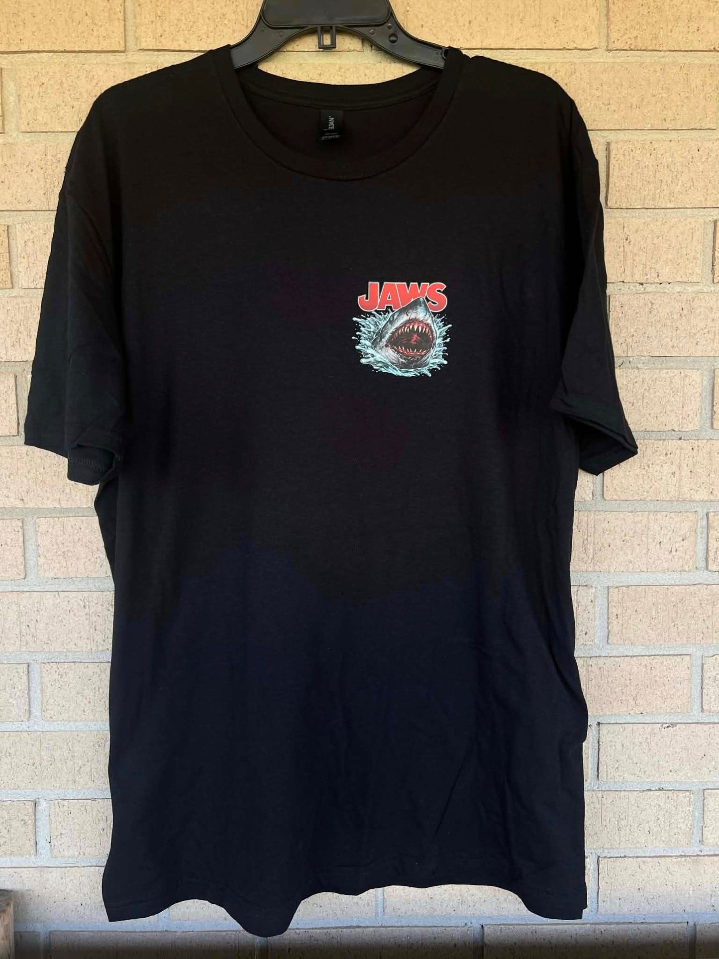 JAWS the terrifying motion picture from the terrifying number 1 best seller tee