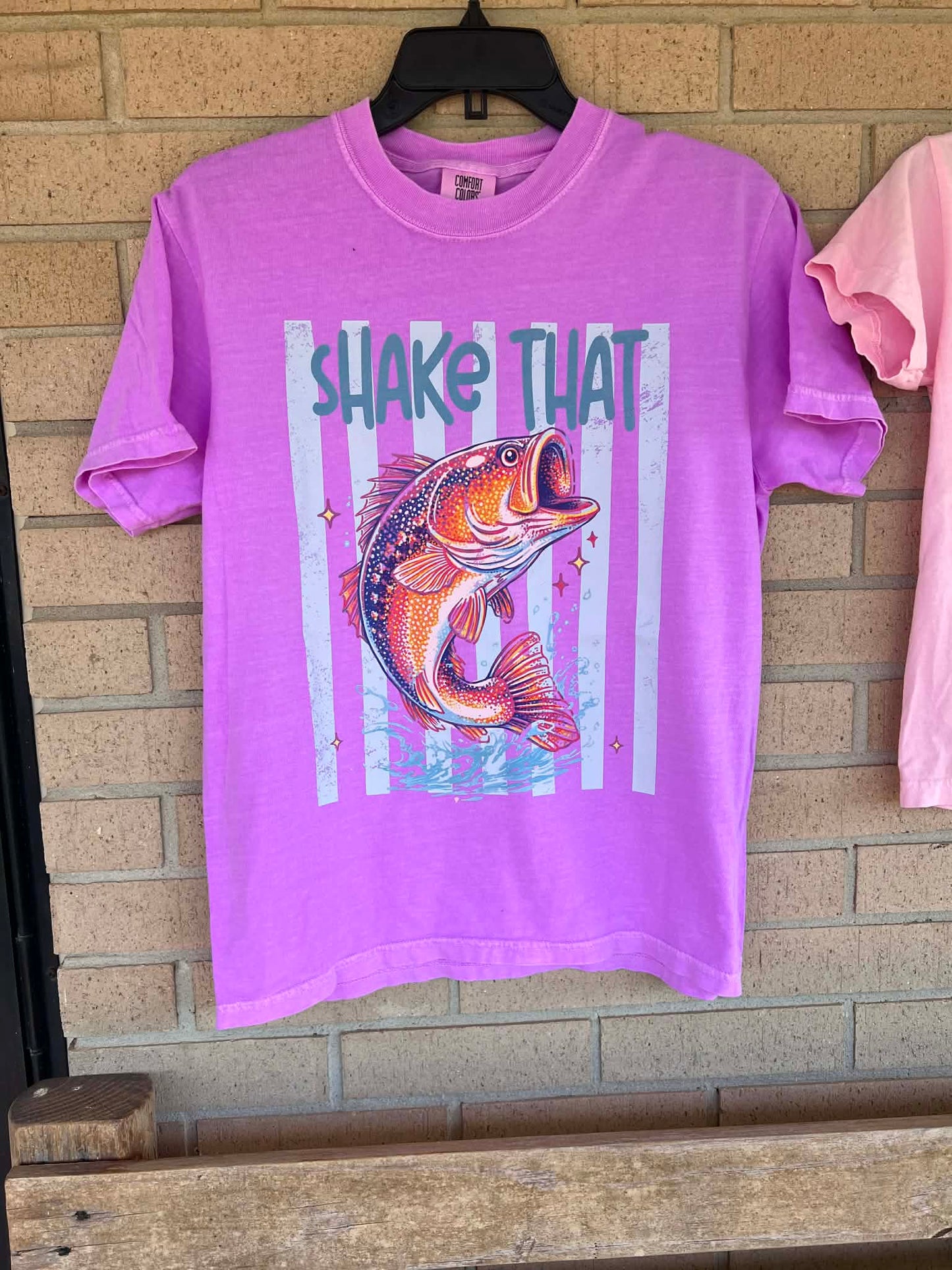 Shake that Bass tee